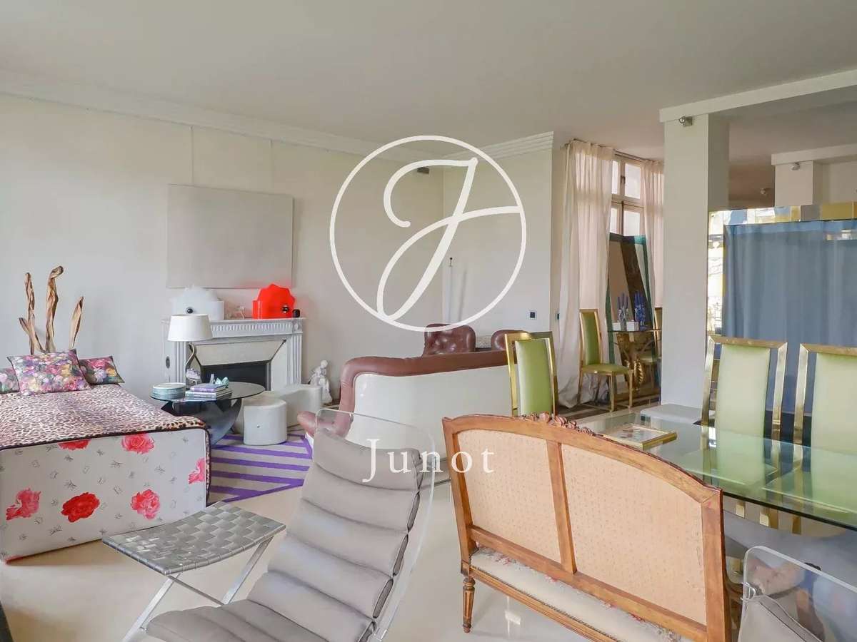 Apartment Paris 16e