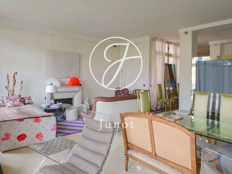 Apartment Paris 16e - 3 bedrooms - 189m²