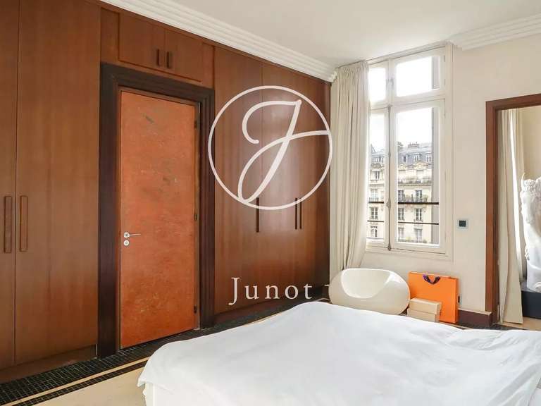 Apartment Paris 16e - 3 bedrooms - 189m²