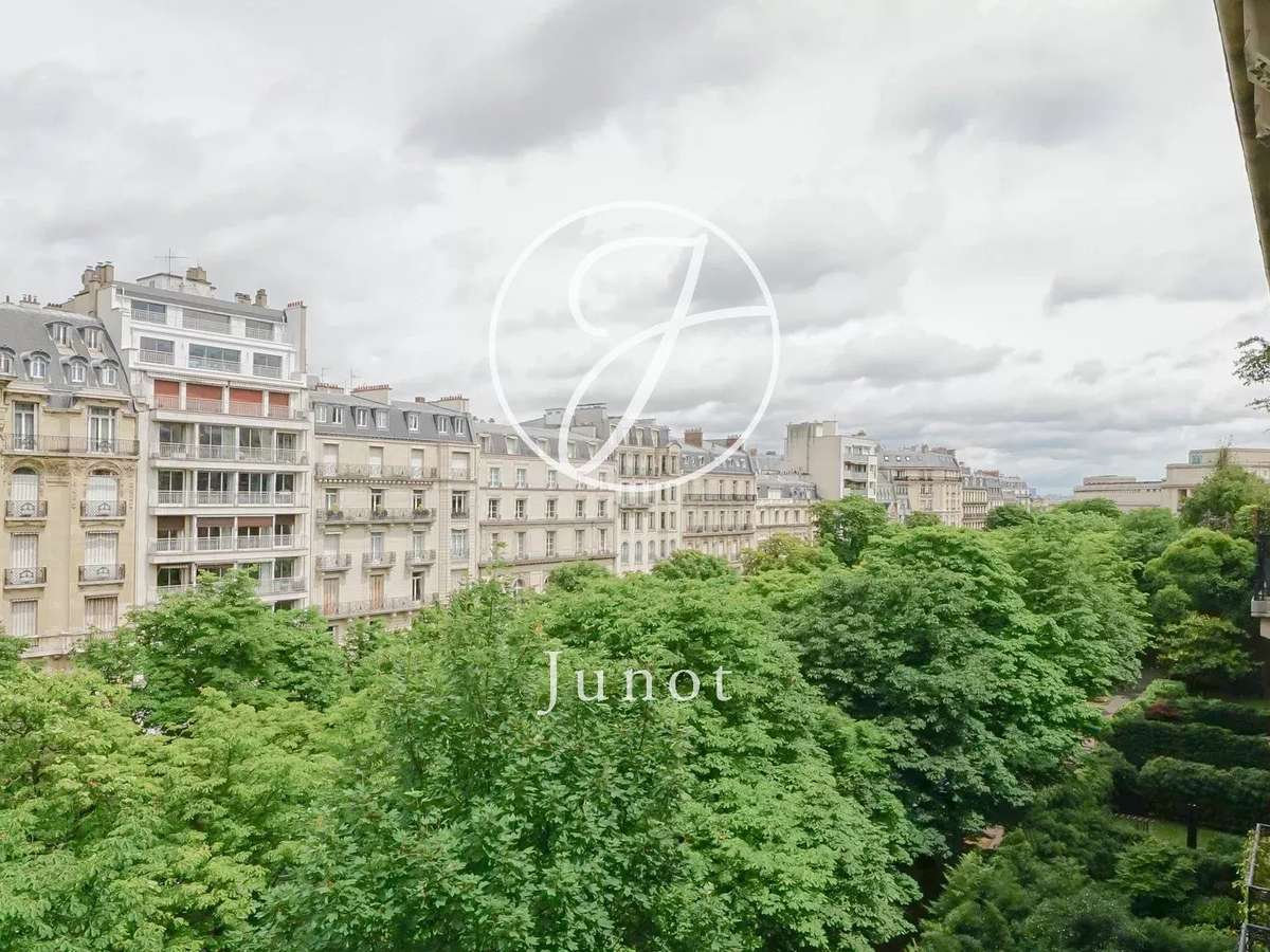 Apartment Paris 16e