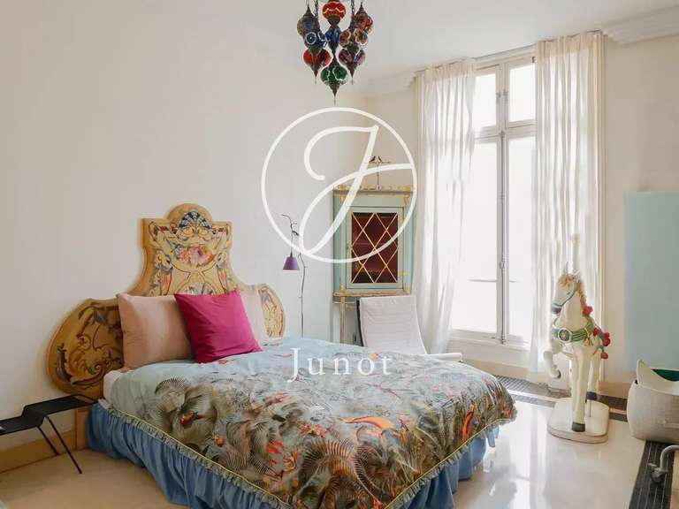 Apartment Paris 16e - 3 bedrooms - 189m²