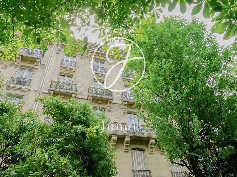Apartment Paris 16e - 3 bedrooms - 189m²