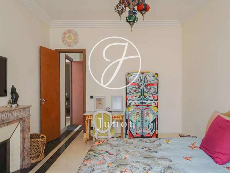 Apartment Paris 16e - 3 bedrooms - 189m²