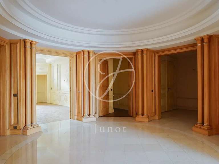 Apartment Paris 16e - 4 bedrooms - 353m²