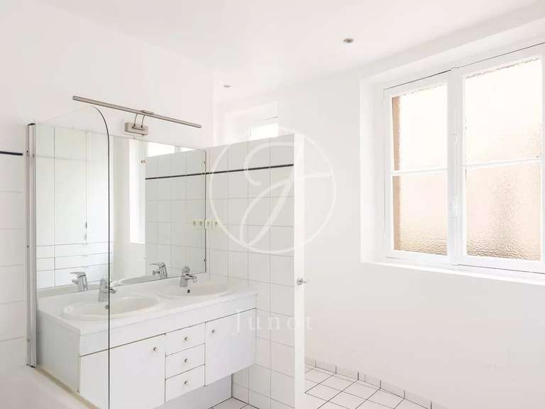 Apartment Paris 16e - 3 bedrooms - 120m²