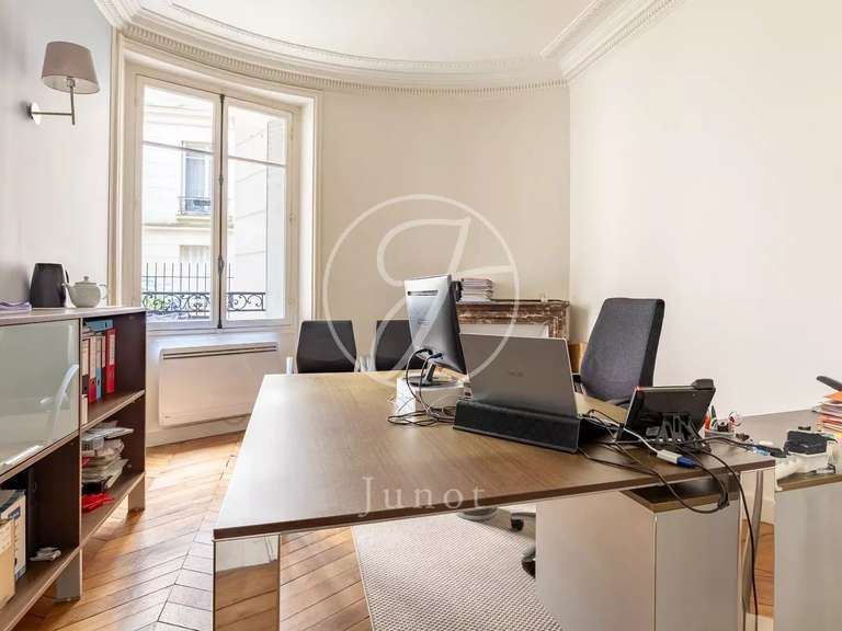Apartment Paris 16e - 117m²
