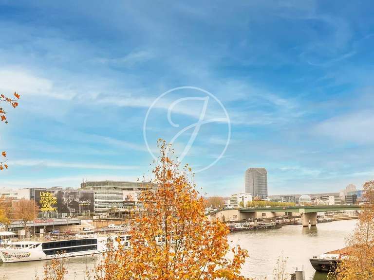 Apartment Paris 16e - 3 bedrooms - 154m²