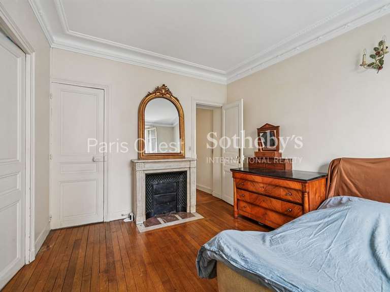 Apartment Paris 16e - 5 bedrooms - 166m²
