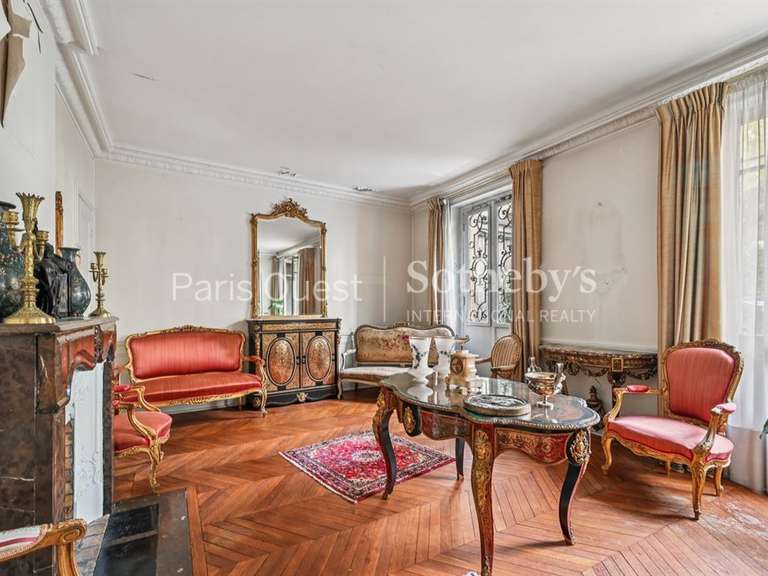 Apartment Paris 16e - 5 bedrooms - 166m²