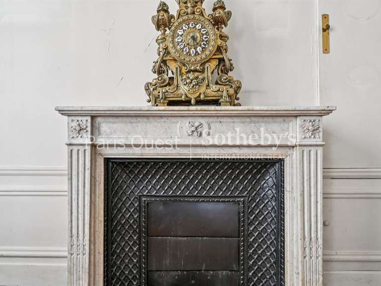 Apartment Paris 16e - 5 bedrooms - 166m²