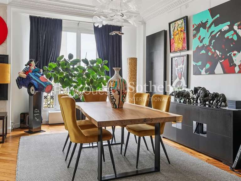 Appartement Paris 16e - 2 chambres - 97m²