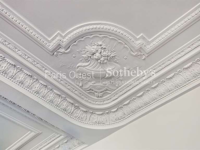 Appartement Paris 16e - 2 chambres - 97m²