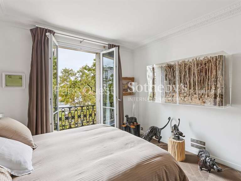 Appartement Paris 16e - 2 chambres - 97m²