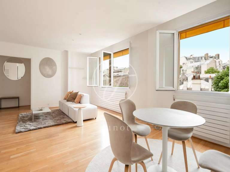 Appartement Paris 16e - 2 chambres - 102m²