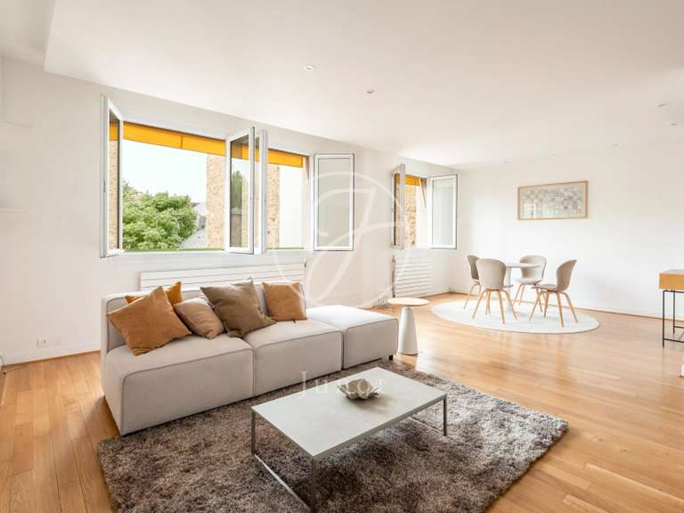 Appartement Paris 16e - 2 chambres - 102m²