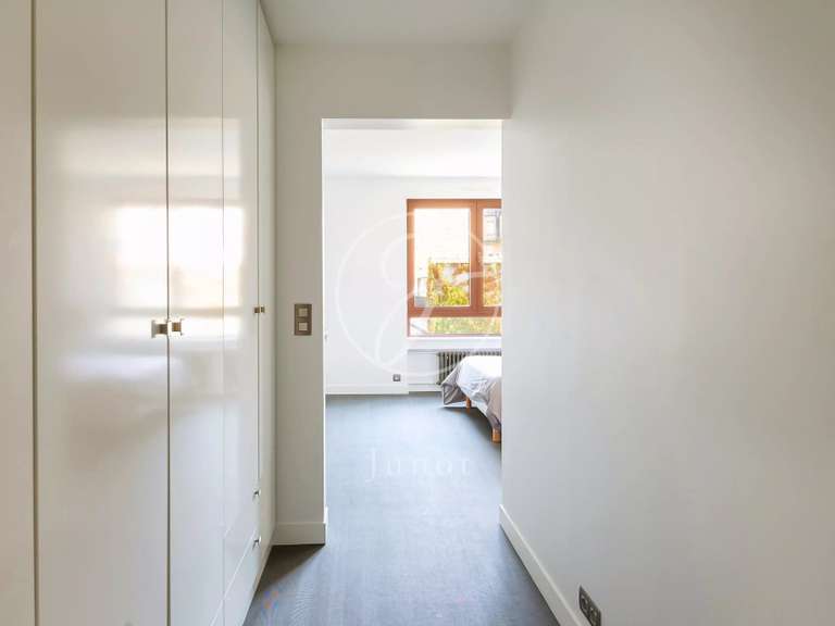 Appartement Paris 16e - 3 chambres - 119m²