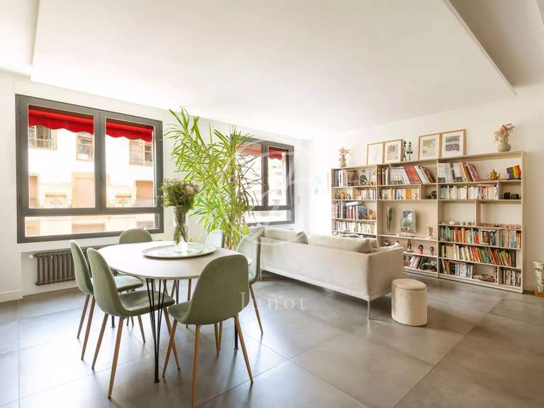 Appartement Paris 16e - 3 chambres - 119m²