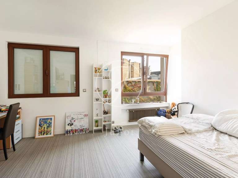 Appartement Paris 16e - 3 chambres - 119m²