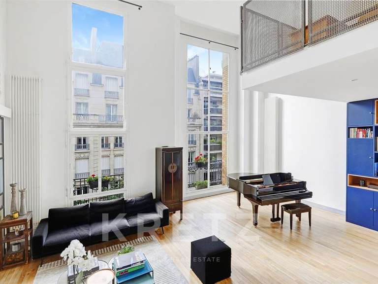 Appartement Paris 16e - 5 chambres - 221m²