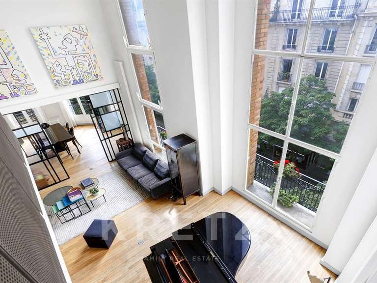 Appartement Paris 16e - 5 chambres - 221m²