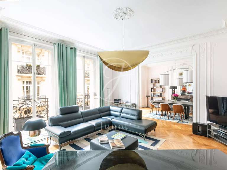Appartement Paris 16e - 4 chambres - 199m²