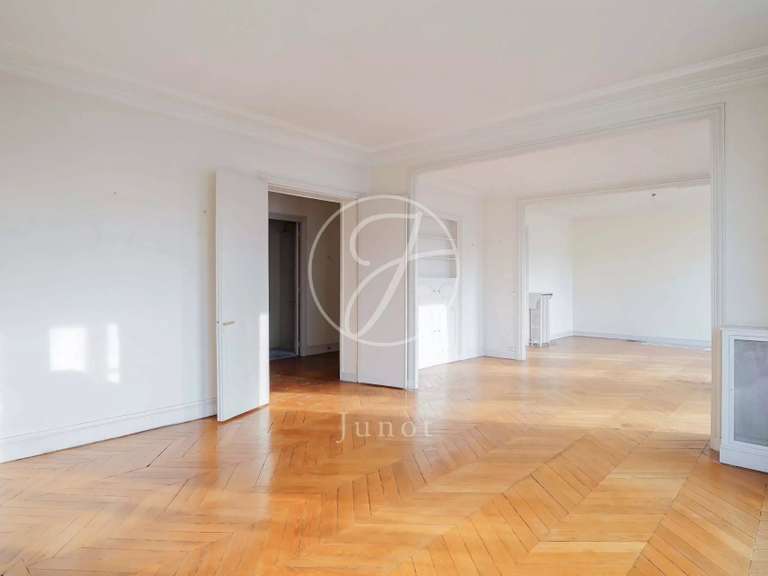 Appartement Paris 16e - 4 chambres - 170m²
