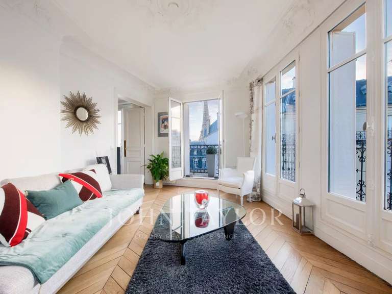 Appartement Paris 16e - 3 chambres - 107m²
