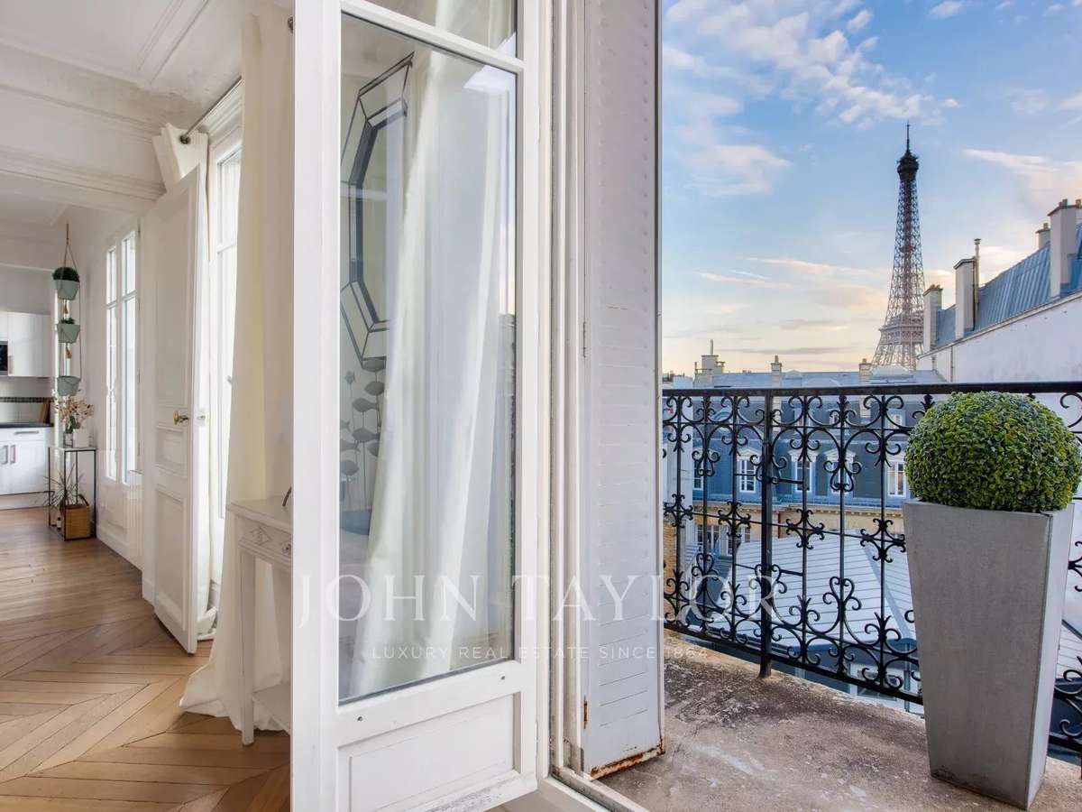 Apartment Paris 16e