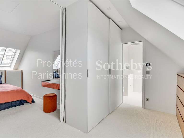 Appartement Paris 16e - 3 chambres - 218m²
