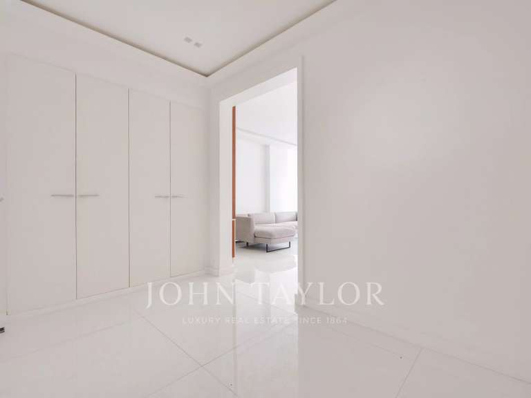 Appartement Paris 16e - 2 chambres - 116m²