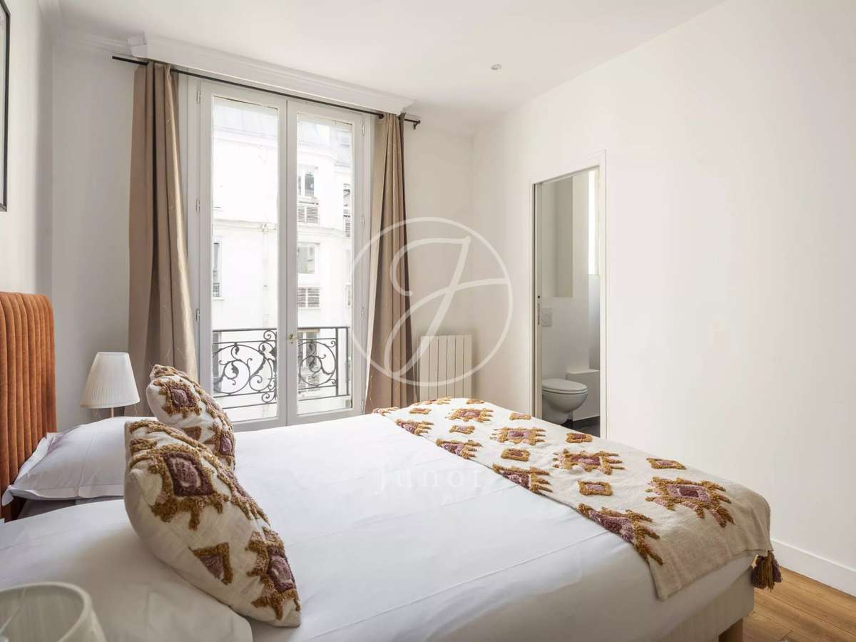 Apartment Paris 16e