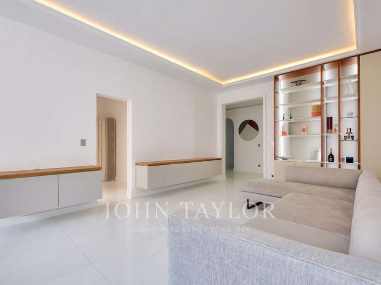 Appartement Paris 16e - 2 chambres - 116m²