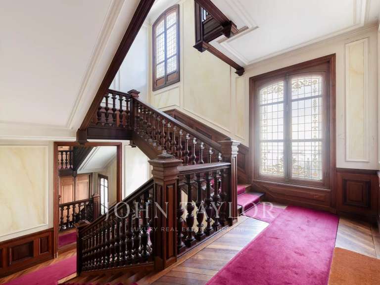 Apartment Paris 16e - 5 bedrooms - 329m²