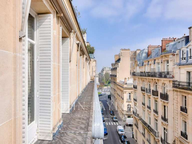 Apartment Paris 16e - 5 bedrooms - 329m²