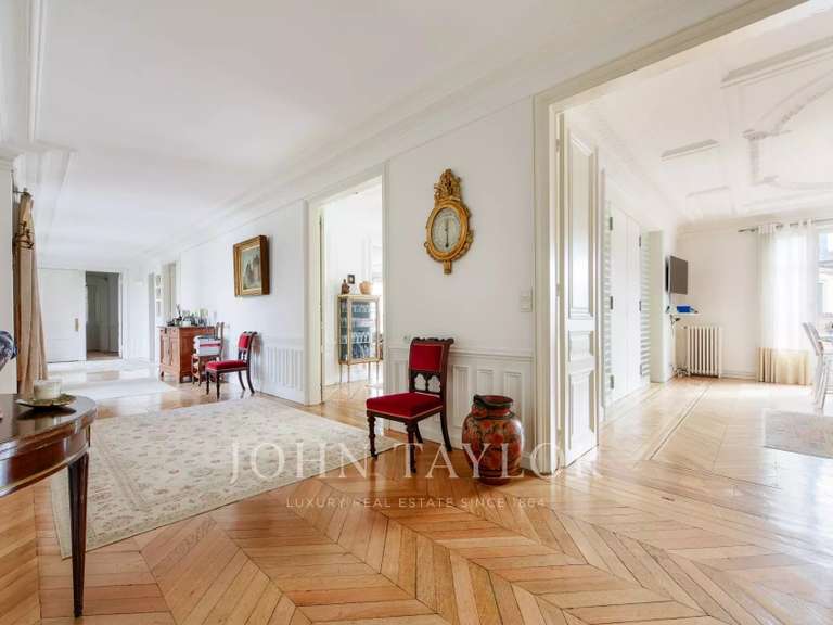 Apartment Paris 16e - 5 bedrooms - 329m²