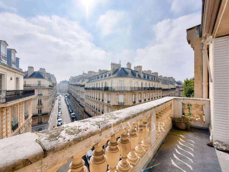 Apartment Paris 16e - 5 bedrooms - 329m²