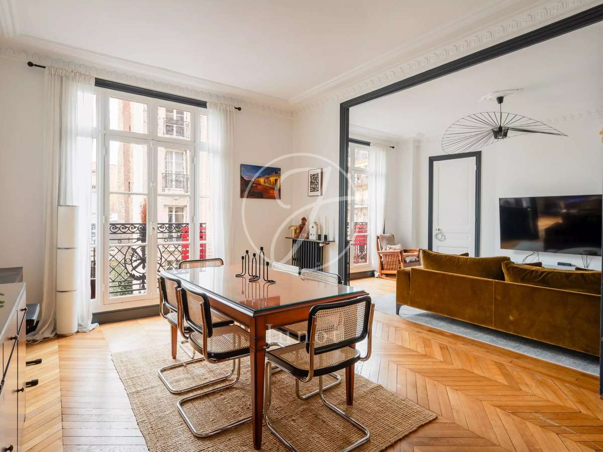 Apartment Paris 16e