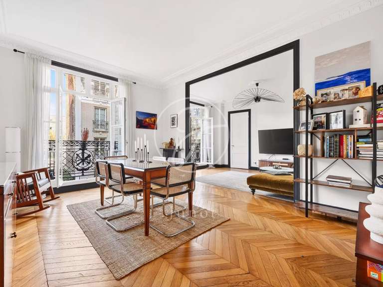 Appartement Paris 16e - 3 chambres - 111m²