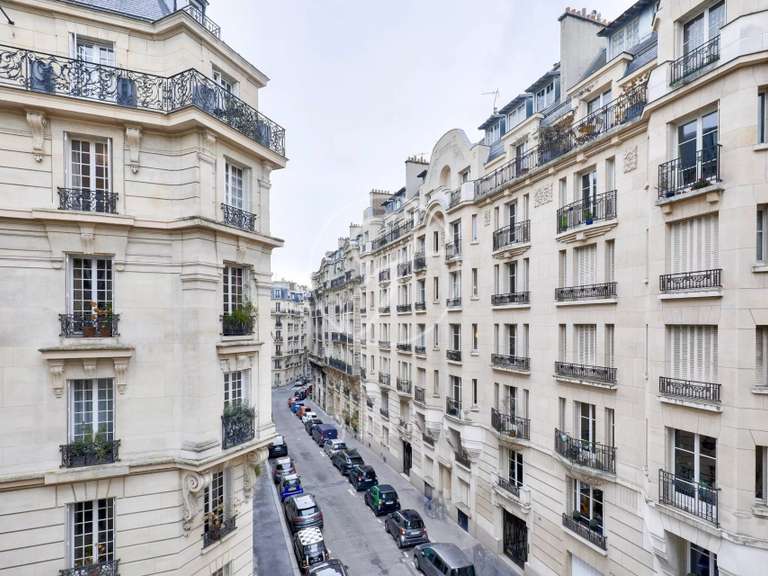 Appartement Paris 16e - 4 chambres - 143m²