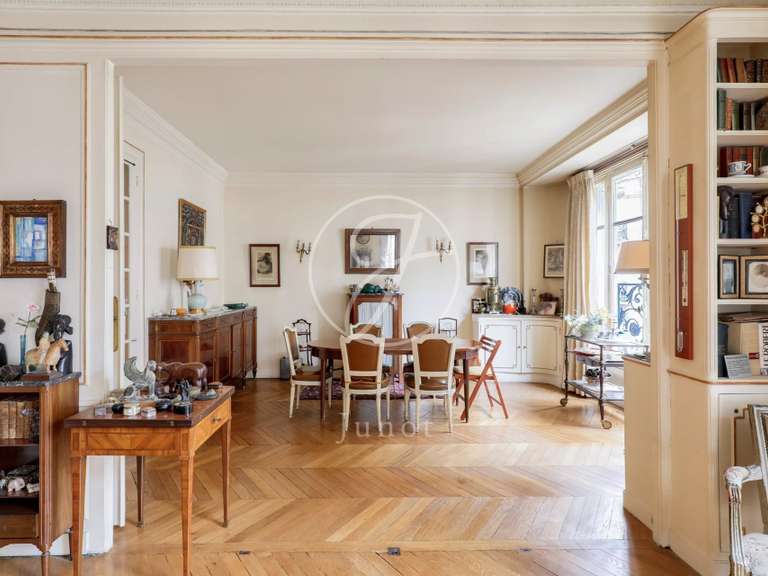 Appartement Paris 16e - 4 chambres - 143m²