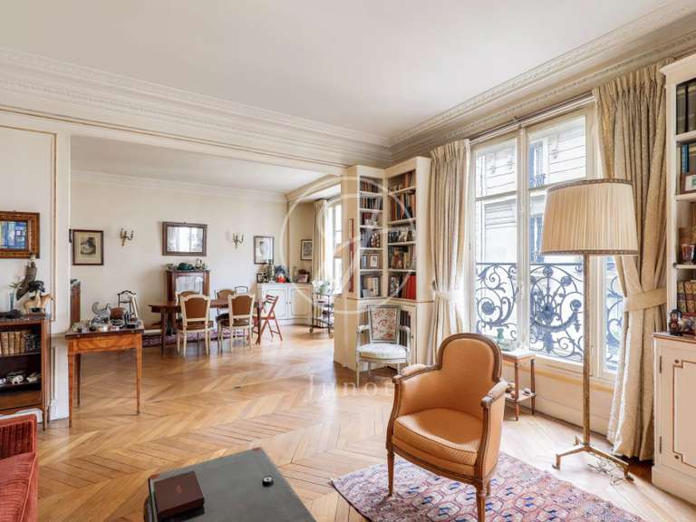 Appartement Paris 16e - 4 chambres - 143m²