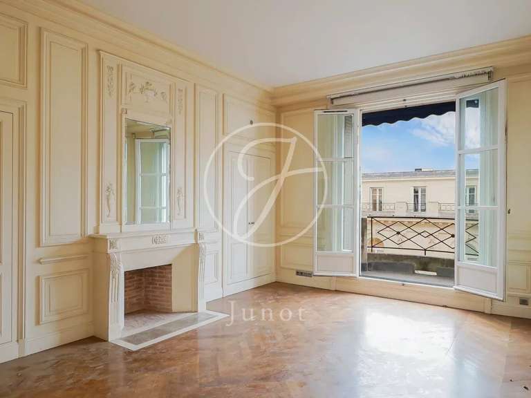 Appartement Paris 16e - 4 chambres - 353m²