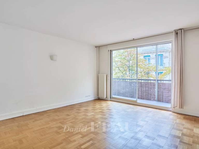 Appartement Paris 16e - 3 chambres - 127m²