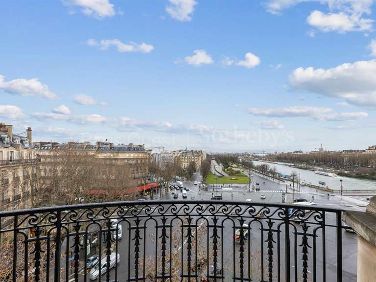 Appartement Paris 16e - 3 chambres - 168m²
