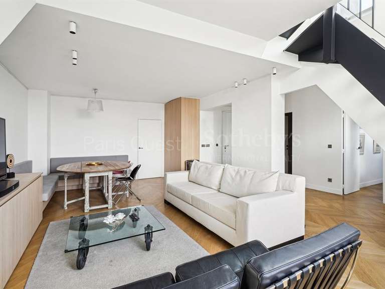Appartement Paris 16e - 2 chambres - 85m²