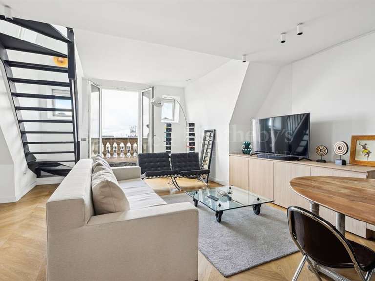 Appartement Paris 16e - 2 chambres - 85m²