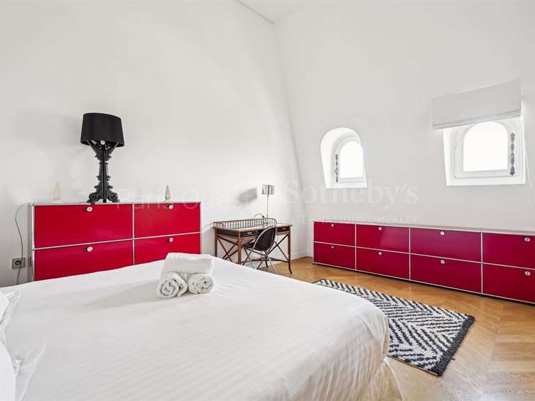 Appartement Paris 16e - 2 chambres - 85m²