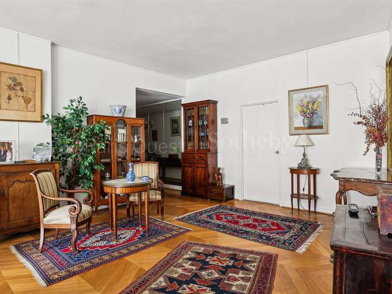 Apartment Paris 16e - 2 bedrooms - 120m²