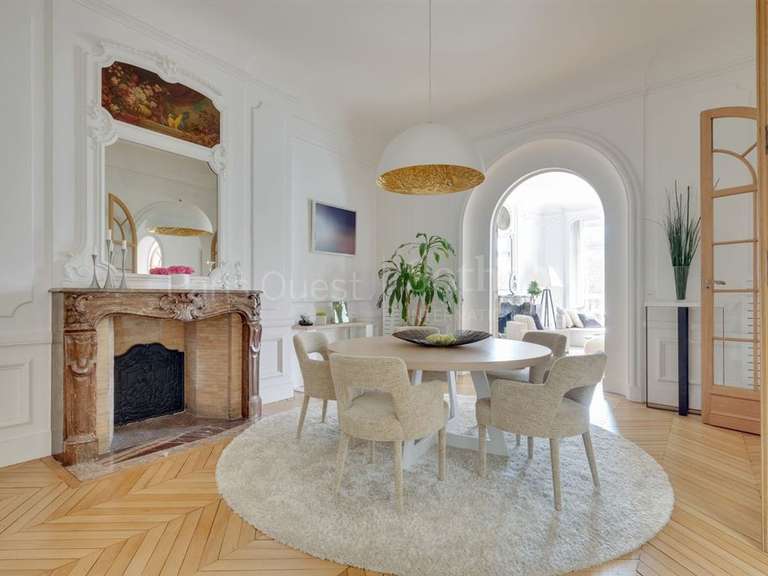 Appartement Paris 16e - 4 chambres - 305m²