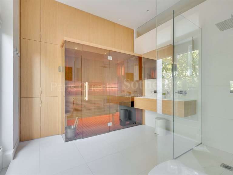 Appartement Paris 16e - 4 chambres - 305m²